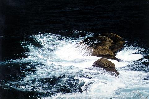 �p���[�X�g�[���A�N�`�m���C�g