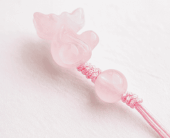 ローズクォーツストラップ 紅水晶ストラップ 金魚